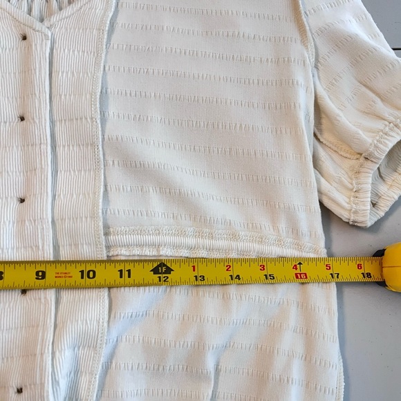 Madewell Textured Minimalist Contemporary Cream Button-Down Puff-Sleeve Top - Picture 8 of 14